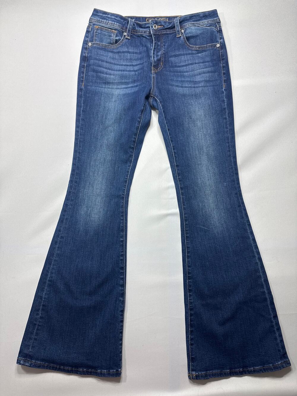 Grace in L.A. Women's Easy Fit Flare Blue Jean -‎ Size 29 (31x32.5)